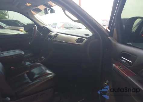 2010 Cadillac Escalade Esv Luxury из США, поврежденный, VIN 1GYUKHEF8AR275534